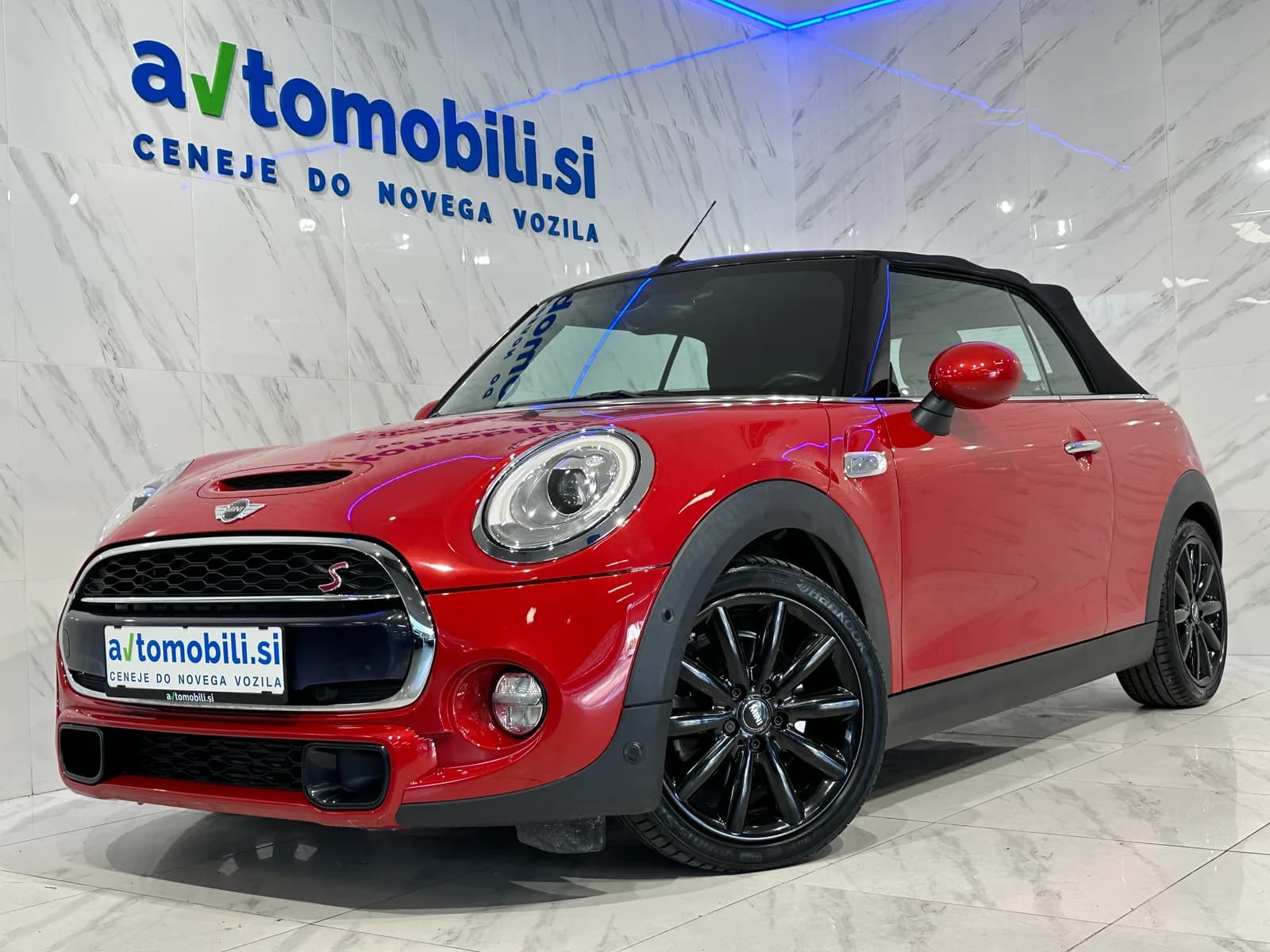 MINI Cooper 2016, rdeča, slika 1