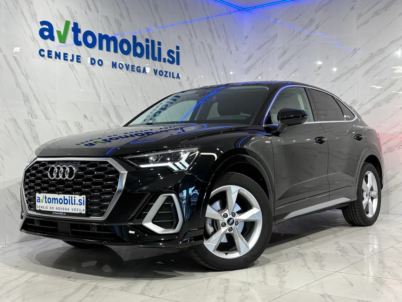 Audi Q3 Sportback 2023, slika 1