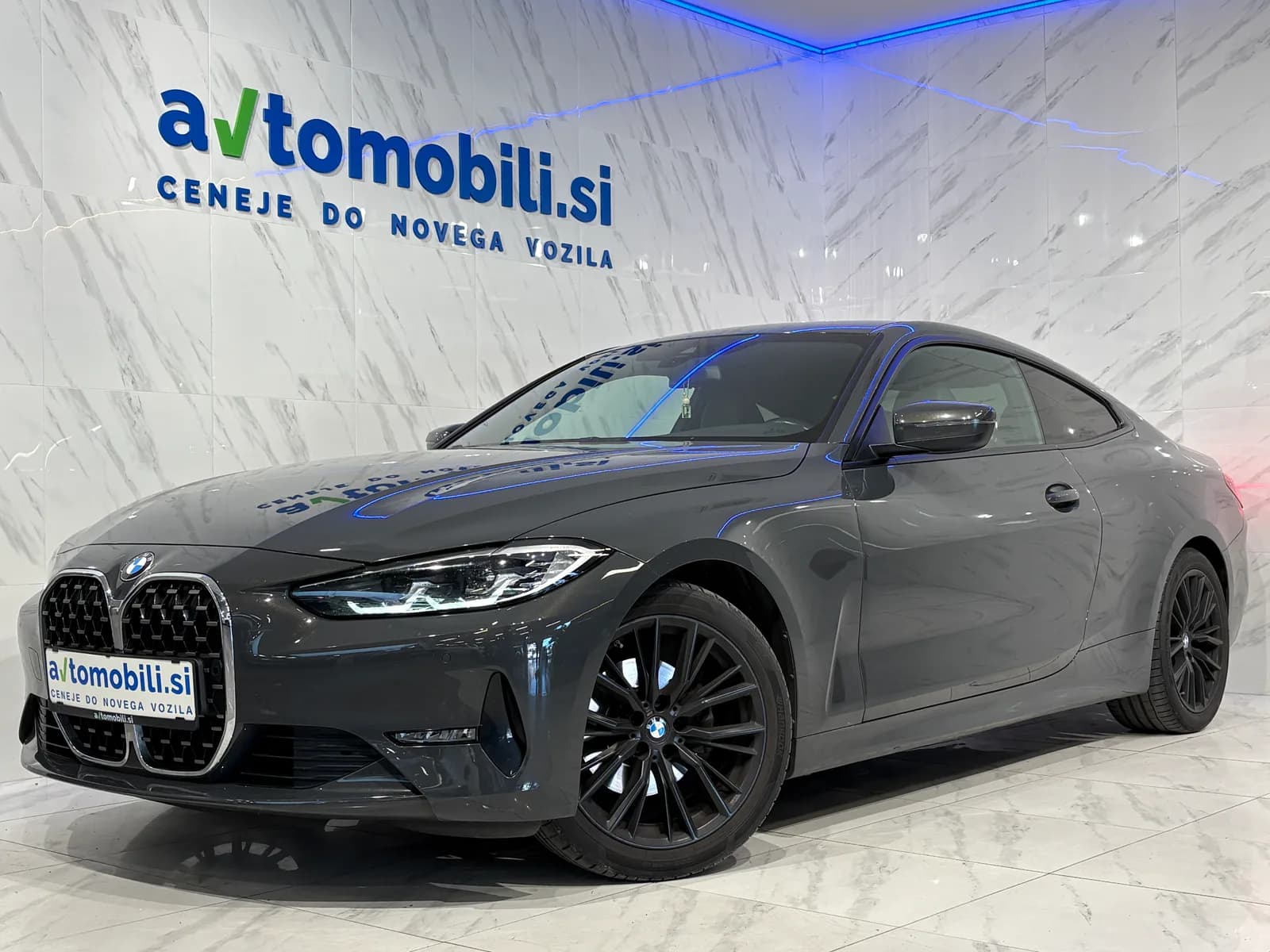 BMW Serija 4 2022, siva, slika 1