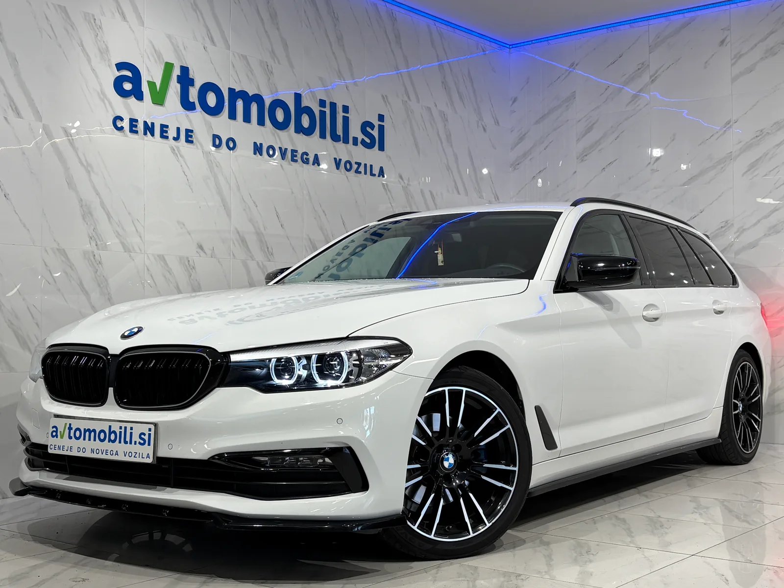 BMW Serija 5 Touring 2018, bela, slika 1