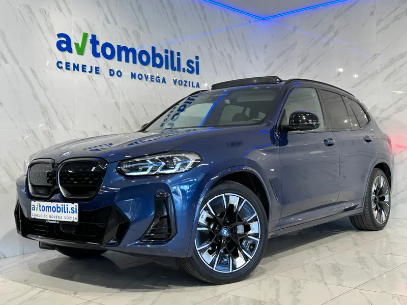 BMW iX3