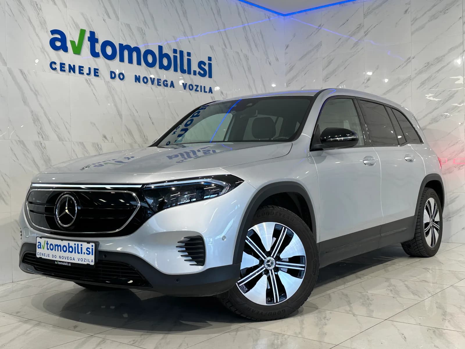 Mercedes-Benz EQB