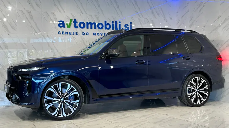 BMW serija X7