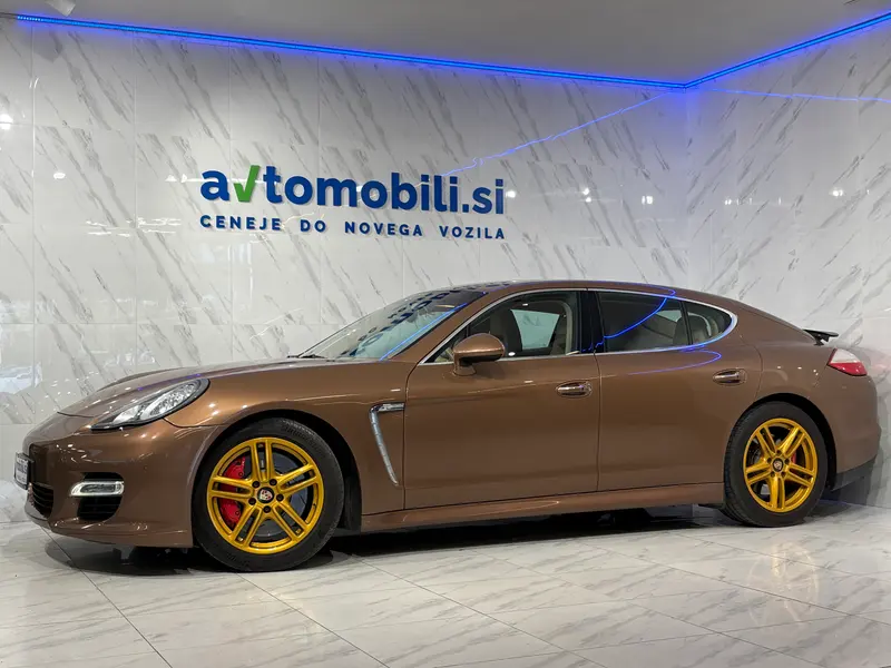 Porsche Panamera 2010, smeđa, slika 2