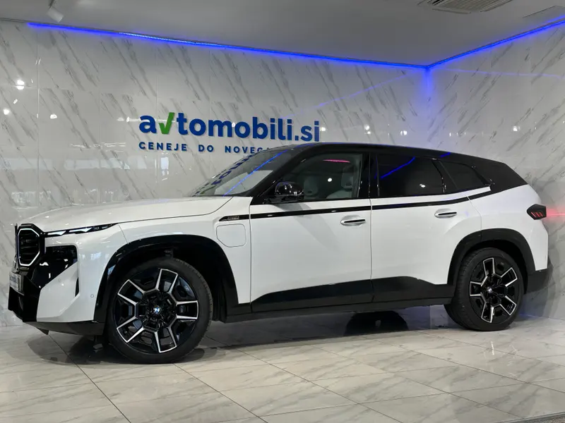 BMW XM