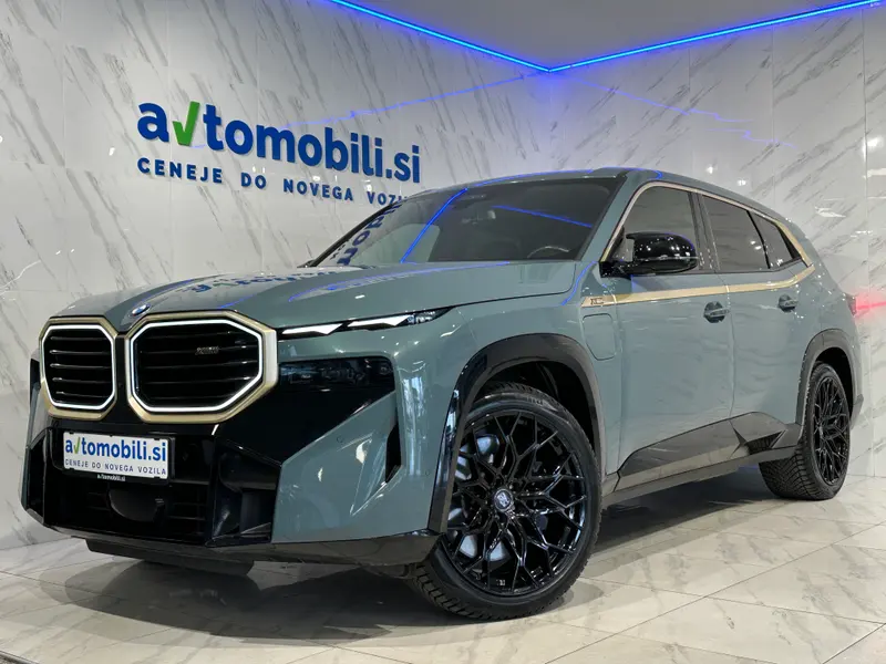 BMW XM
