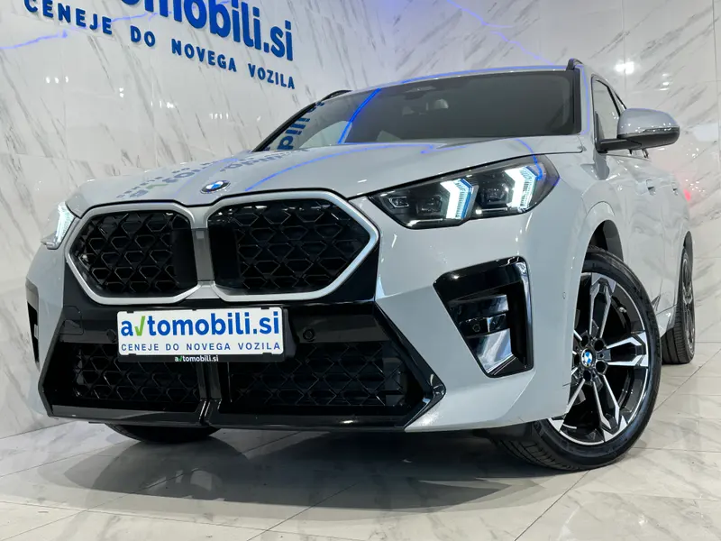 BMW X2