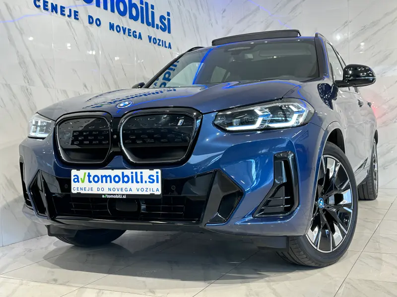 BMW iX3