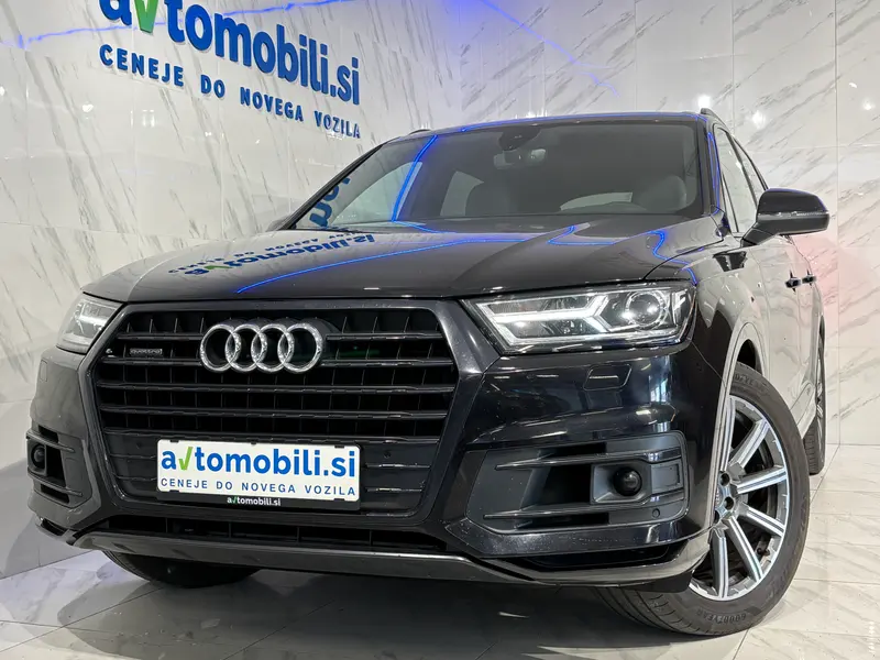 Audi Q7 2018, crna, slika 3