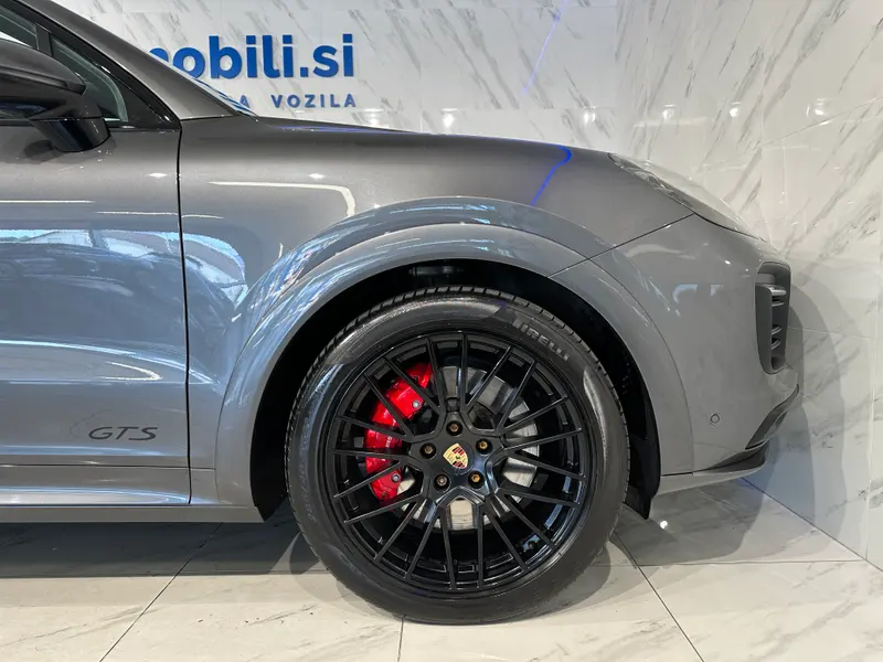 Porsche Cayenne GTS