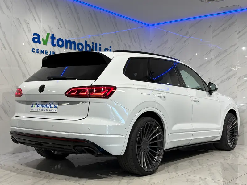 Volkswagen - Touareg - SUV - 2018