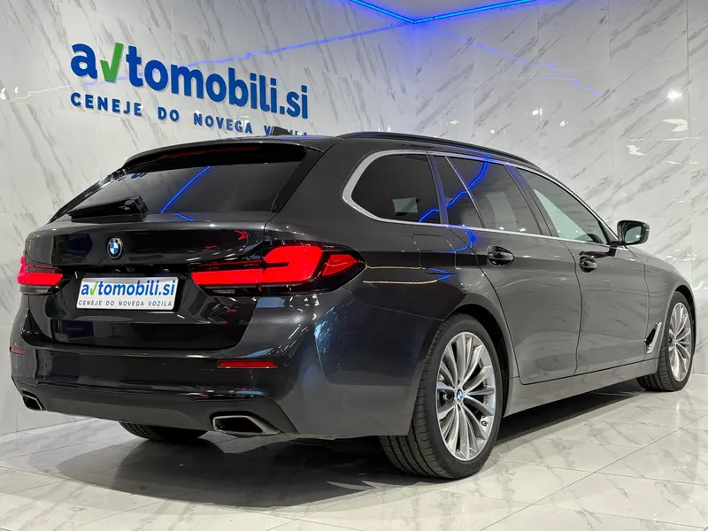 BMW Serija 5 Touring 2023, siva, slika 4