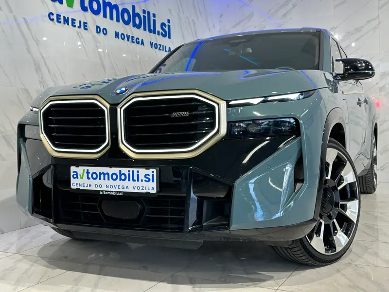 BMW XM