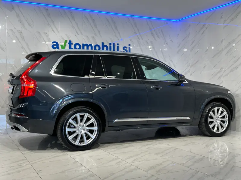 Volvo XC-90