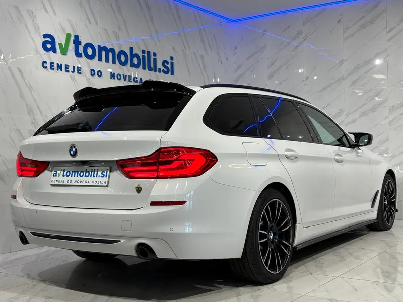 BMW Serija 5 Touring 2018, bela, slika 4