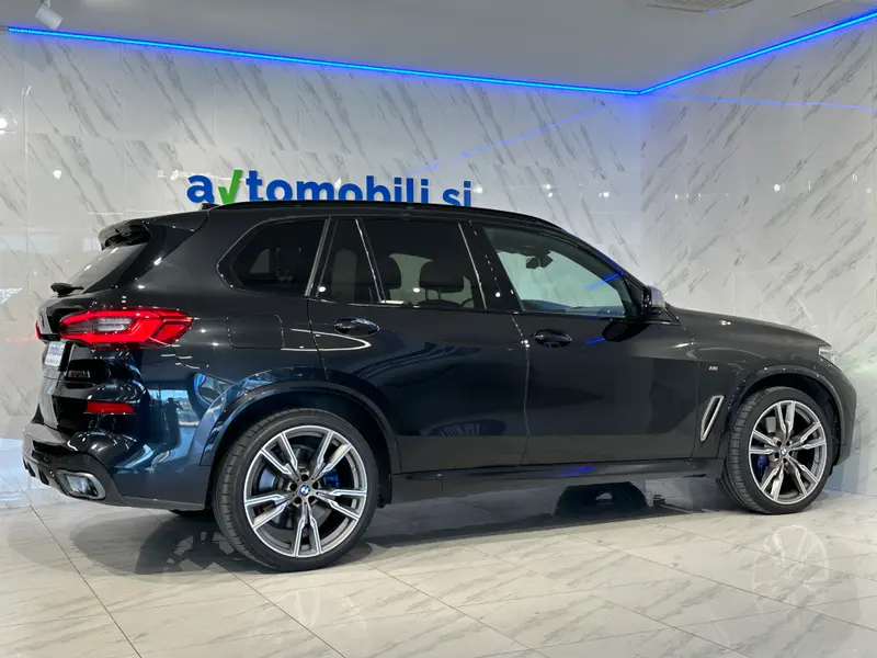 BMW serija X5