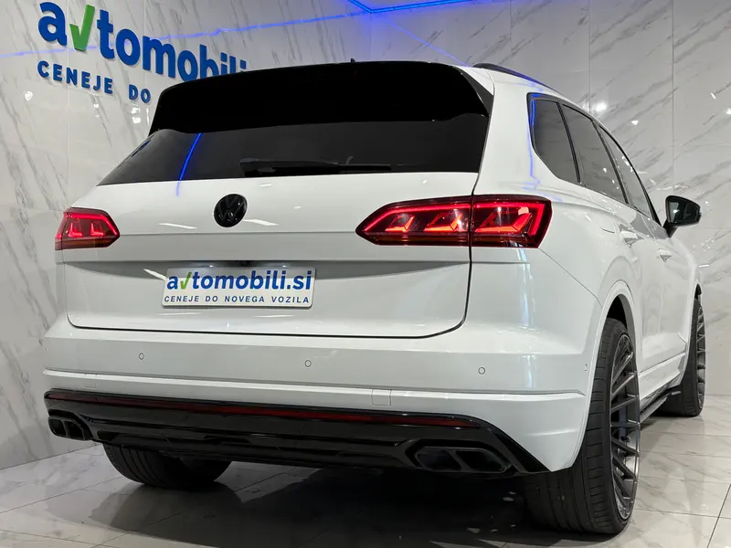 Volkswagen - Touareg - SUV - 2018
