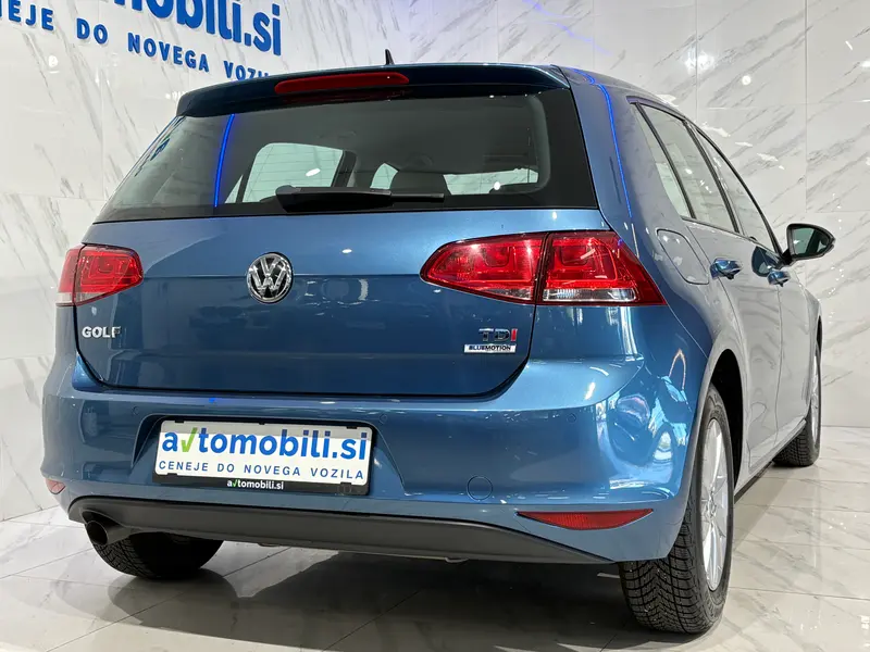 Volkswagen Golf 2016, modra, slika 6