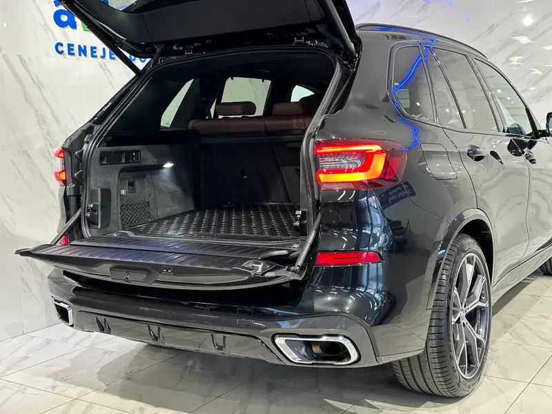 BMW serija X5