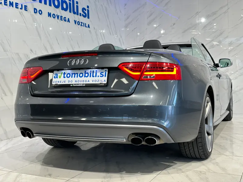Audi S5
