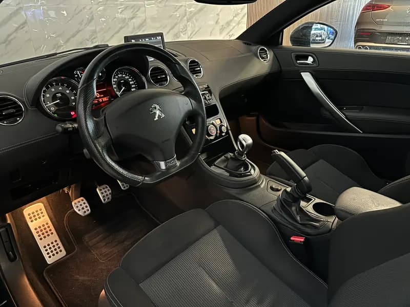 Peugeot RCZ