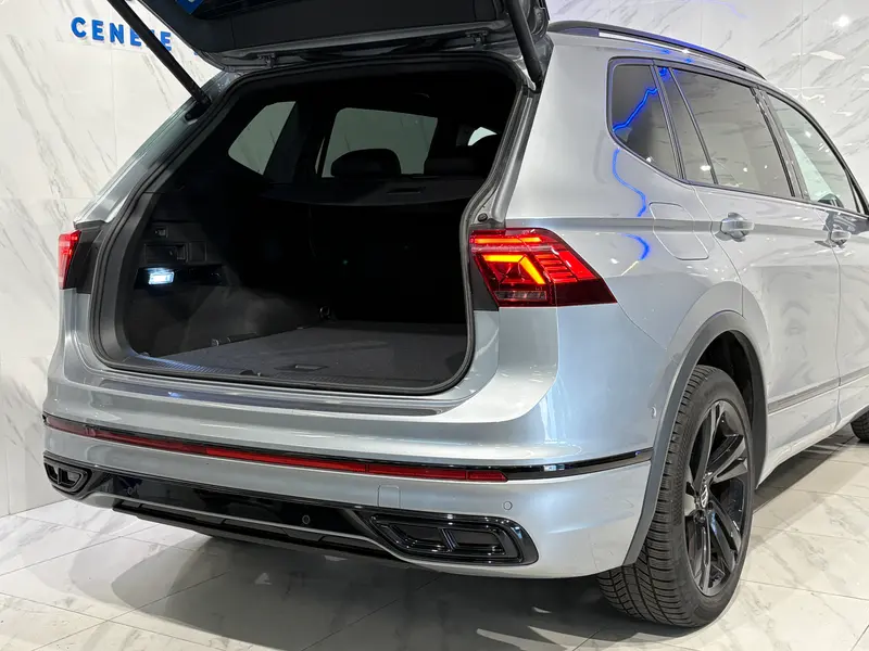 Volkswagen Tiguan 2023, siva, slika 7