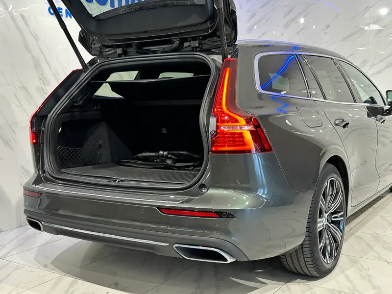 Volvo V60 2021, rjava, slika 7