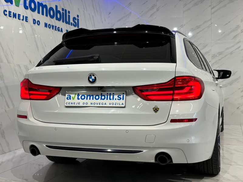 BMW Serija 5 Touring 2018, bela, slika 6