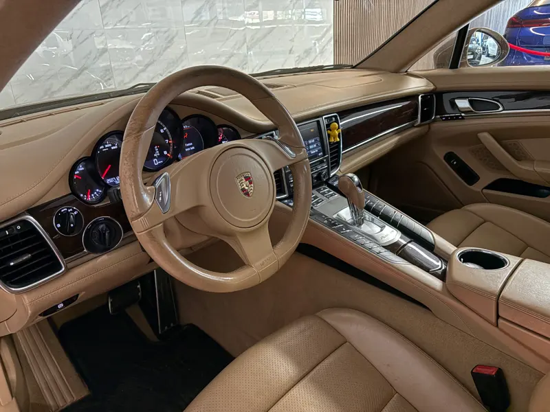 Porsche Panamera 2010, smeđa, slika 8