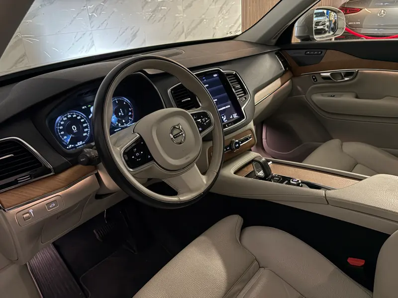 Volvo XC90 2021, slika 8