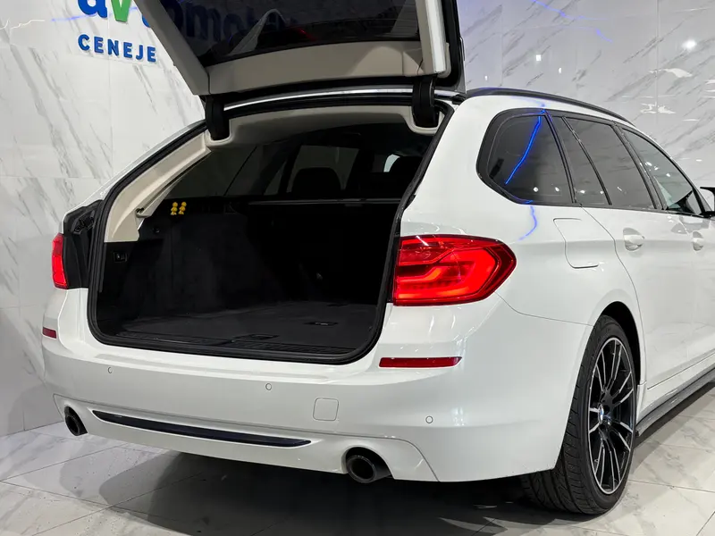 BMW Serija 5 Touring 2018, bela, slika 7