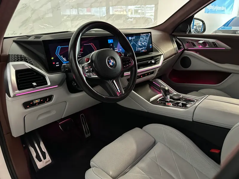 BMW XM