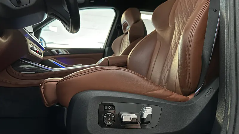 BMW serija X7