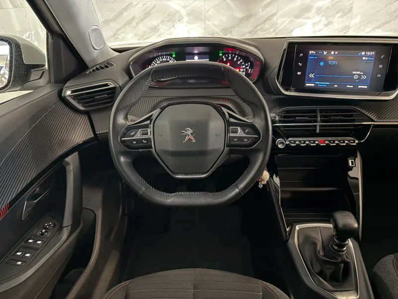 Peugeot 2008 2020, bijela, slika 9