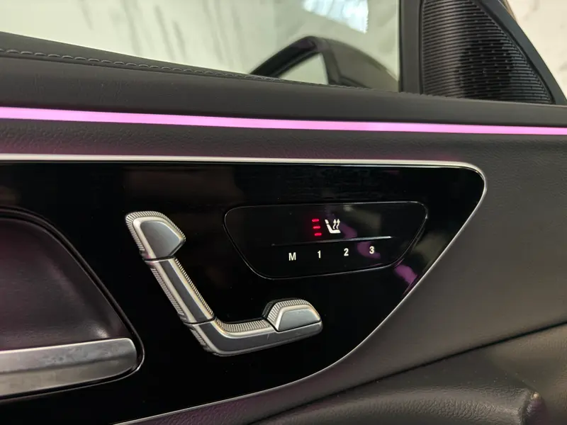 Mercedes-Benz E-klasa 2023, slika 9