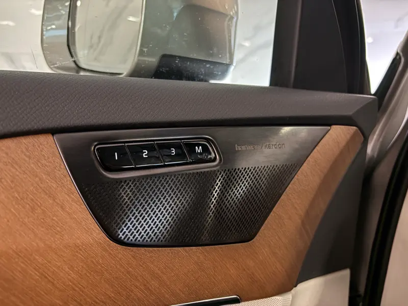 Volvo XC90 2021, slika 9