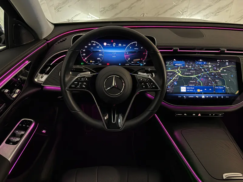 Mercedes-Benz E-klasa 2023, slika 10