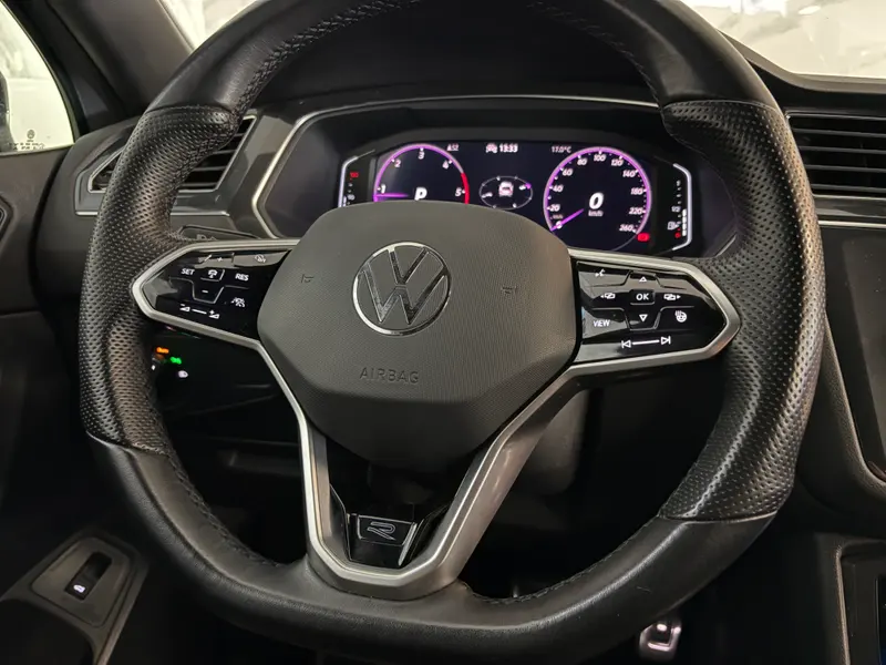 Volkswagen Tiguan 2023, siva, slika 10