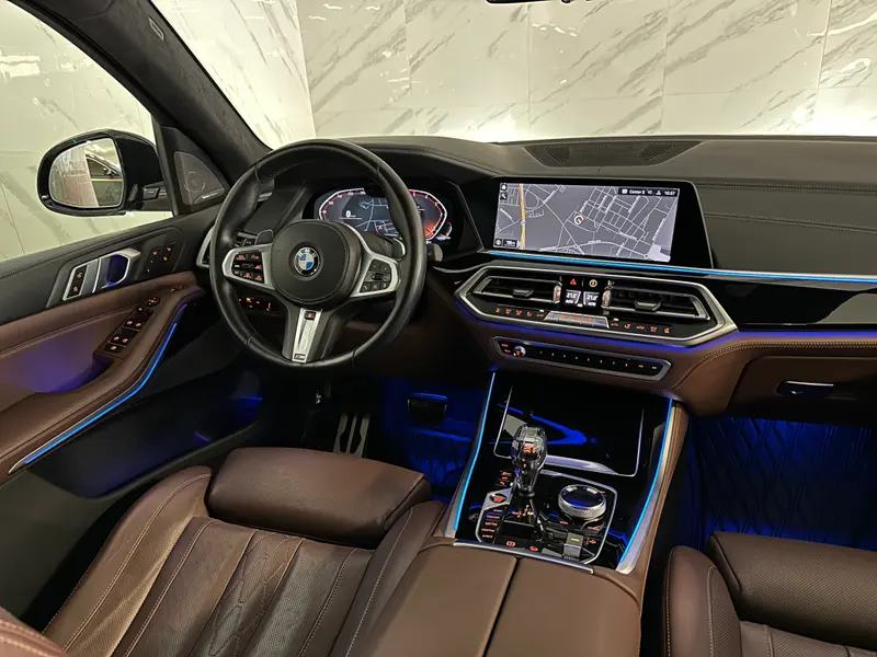 BMW serija X5