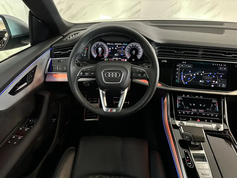 Audi Q8