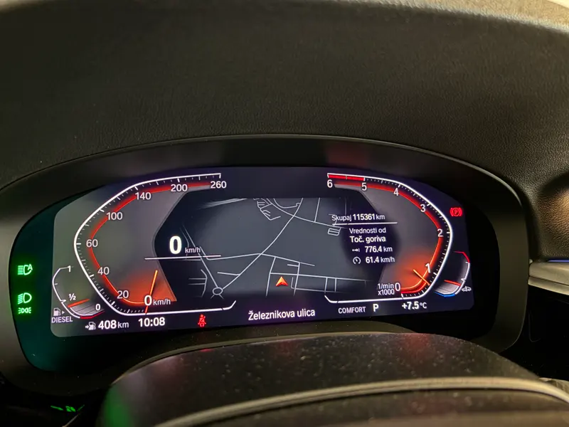 BMW Serija 5 Touring 2023, siva, slika 11
