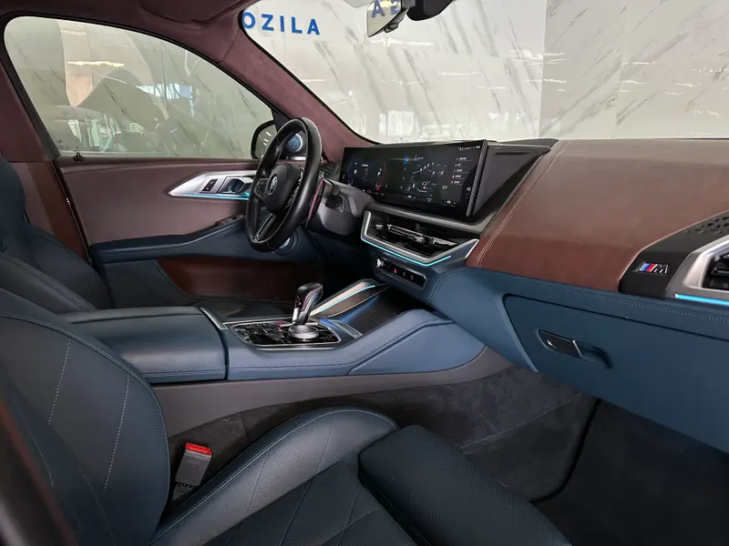 BMW XM
