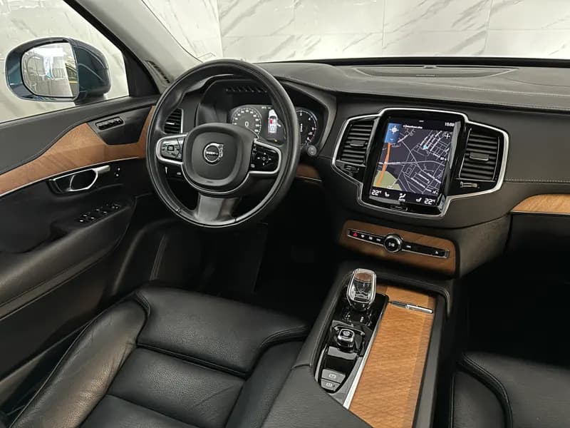 Volvo XC-90