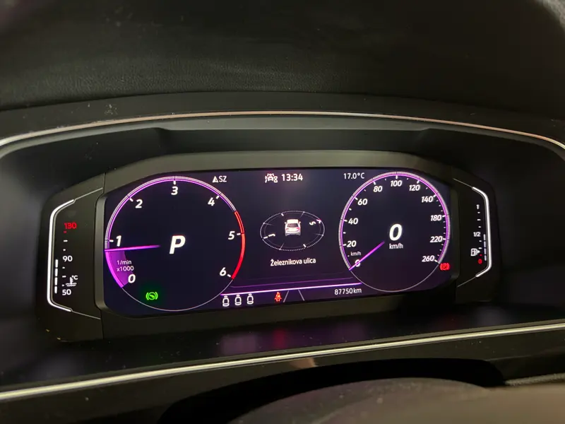 Volkswagen Tiguan 2023, siva, slika 11