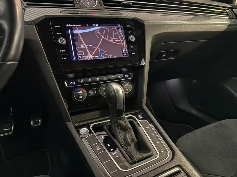 Volkswagen Arteon 2020, siva, slika 13