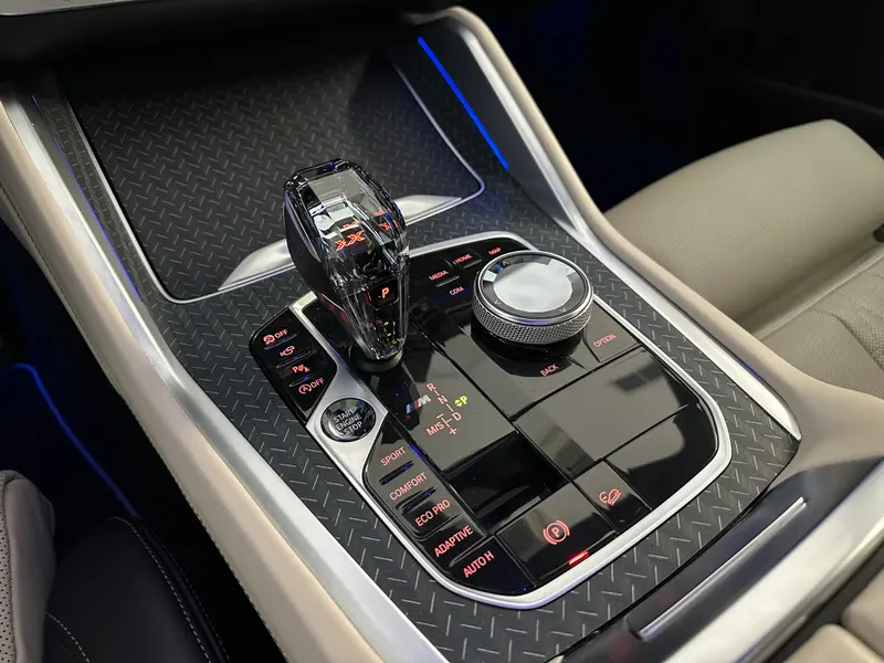 BMW serija X6
