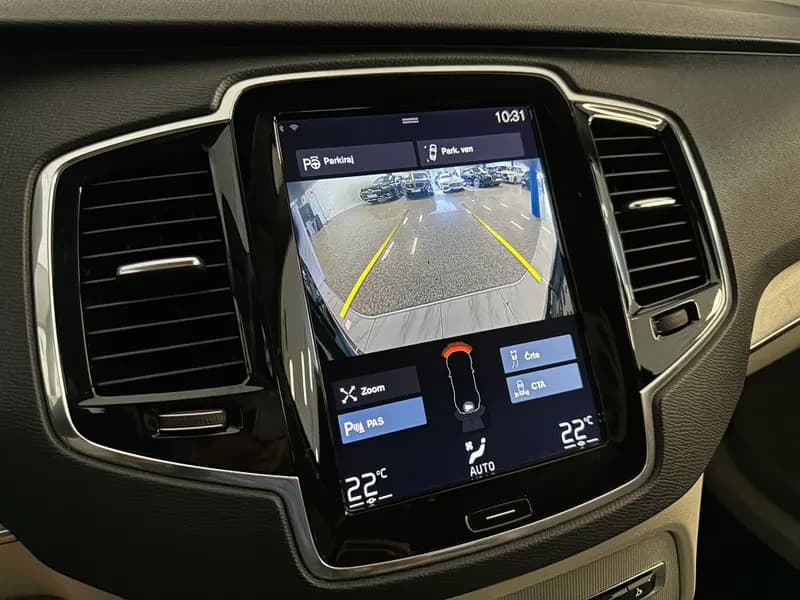 Volvo XC-90