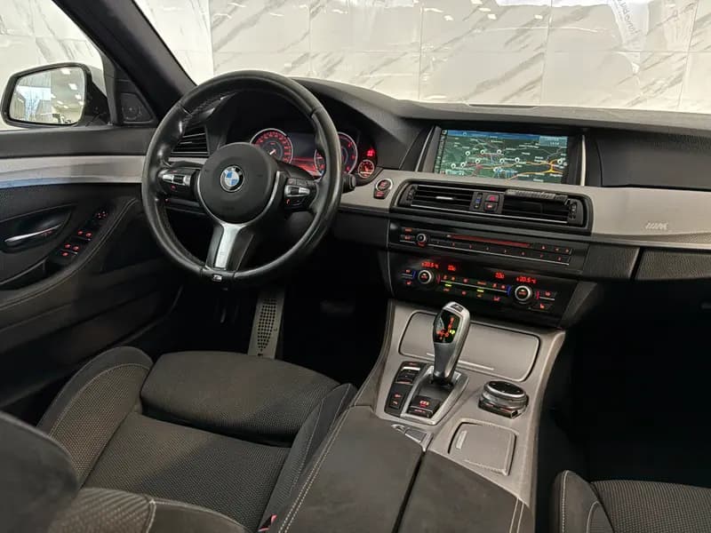 BMW Serija 5 2014, bela, slika 14