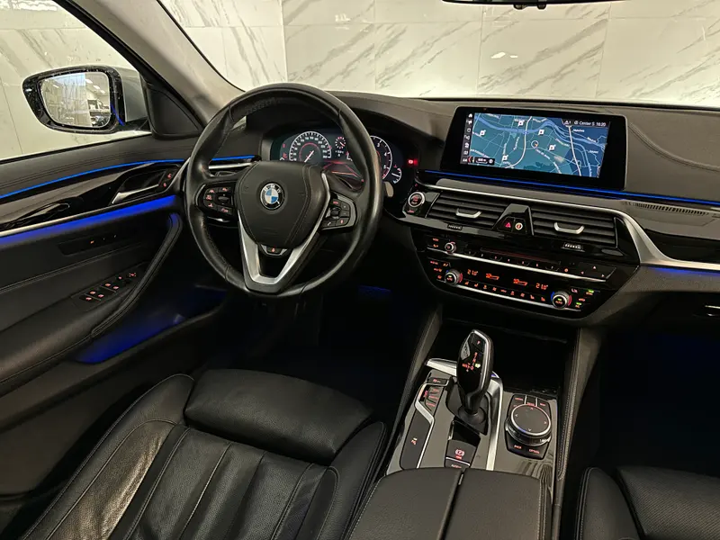 BMW Serija 5 2019, slika 13