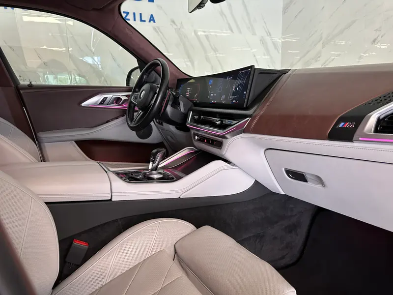 BMW XM